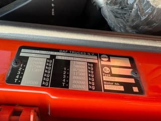 DAF 4X2 ENGINE RUNNING BUT TICKING! - Image 16