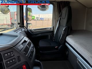 DAF SPACECAB - Image 11