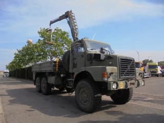 Volvo 6X6 L + FASSI - Image 3