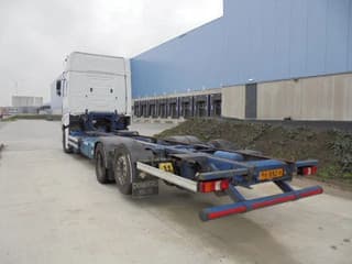 Mercedes-Benz 2542 6X2 - Image 7