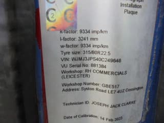 Iveco AD340T36 8X4 - Image 18