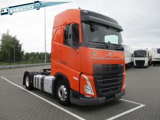 Volvo 500 - Image 2