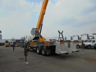 Hino 700 6X4 2IN STOCK - Image 7