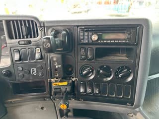 Scania G420 8x4 / Dumper / Manual gearbox / Steel suspension - Image 10