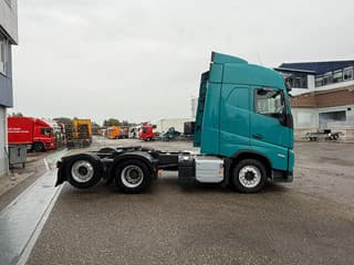 Volvo 460 6X2 EURO 6 - FH5 - Image 4