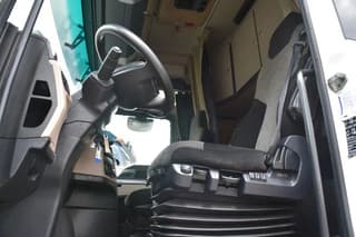 MAN 18.420 - EURO 6 - ADR FL - PARK. AIRCO - NAVI - PTO - XENON LIGHTS - TOP CONDITION - - Image 4