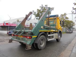 Mercedes-Benz 4X2 - Image 4