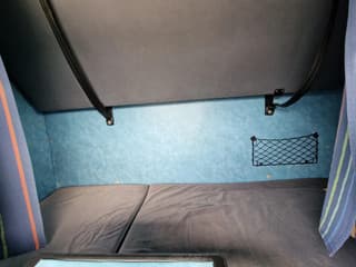 Scania 420 V8 - Old timer - Clean chassis/cab/interior - Dutch registration - Image 21