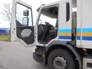 Volvo 250 CHEREAU NL TRUCK - Image 10