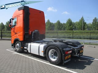 Volvo 500 - Image 3