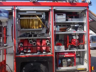 MAN 250 godiva pump with holmatro set - Image 17