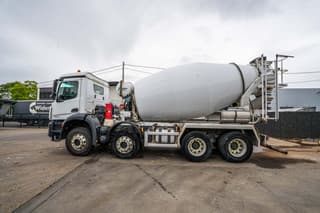 Mercedes-Benz AROCS 3240 + STETTER 9m3 - Image 6