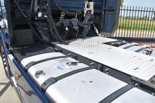Scania S450 NGS 4x2NB - FULL AIR - RETARDER - ACC - PARK. AIRCO - 2 x FUEL TANKS - TOP CONDITION - - Image 4