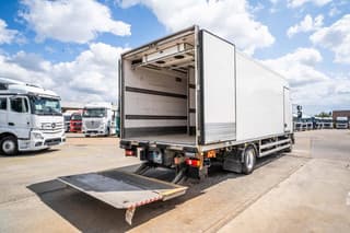 Renault MIDLUM 220 DXI (16t)+CARRIER+DHOLLANDIA - Image 8
