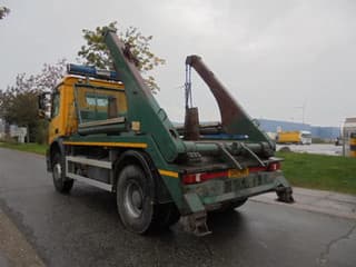 Mercedes-Benz 4X2 - Image 6