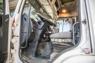 Renault KERAX 380DXI-8x4+PK18TM/3EXT - Image 8
