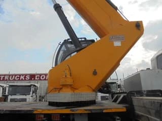 Hino 700 6X4 - Image 7