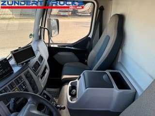 Volvo FL 250 CARRIER EASY COLD, PALFINGER TAILLIFT - Image 9