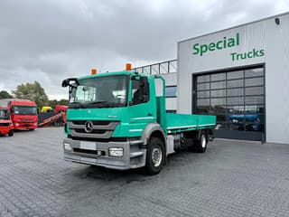 Mercedes-Benz 4x2 / Manual gearbox / Euro 5 / Only 230.963km - Image 2