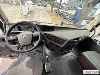 Volvo 500 - Image 10