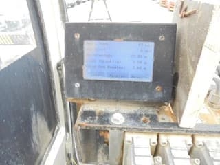 Hino 700 6X4 2IN STOCK - Image 25