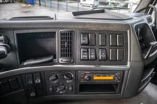 Volvo FM 330-6x2-E5+10 pneus/tires+intarder - Image 11