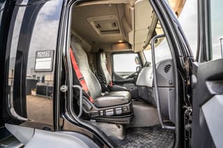 Renault D250 16T.- 36000 KM +DHOLLANDIA 2T. - Image 15