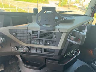Volvo 540 6X4 - EURO 6 + PALFINGER EPSILON S260Z96 - Image 21