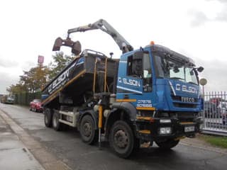 Iveco AD340T36 8X4 - Image 5
