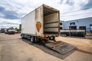 Renault MIDLUM 270 DXI (14T.)+DHOLLANDIA - Image 9