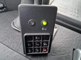 Iveco 440E52T - 520 V8 - Retarder - ZF16 manual gearbox - Oldtimer - Clean chassis - - Image 33