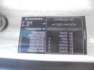 Mercedes-Benz 2340 LL - Image 16