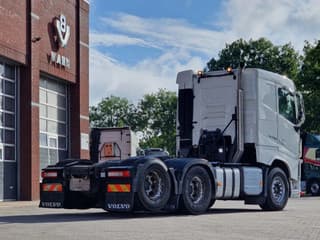 Volvo 13.500 6x2 - Retarder - Full air - 3.20 WB - Leather - Image 7