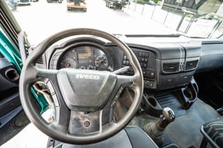Iveco 360-6x4-PALFINGER - Image 15