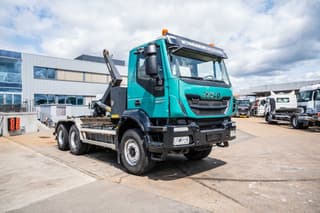 Iveco 360-6x4-PALFINGER - Image 2