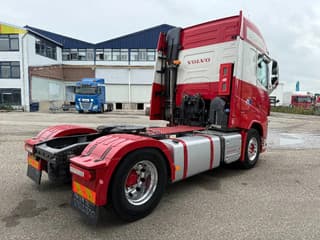Volvo 460 4X2 EURO 6 - ADR + I-ParkCool + I-Shift - Image 5