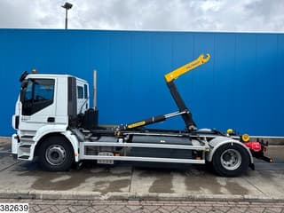 Iveco 330 CNG Unused, EURO 6, Retarder, Palfinger - Image 13