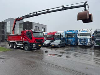 Iveco 500 6X4 EURO 6 KIPPER + PALFINGER PK18002 FULL STEEL - Image 3