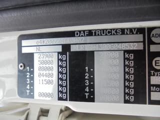 DAF 6X2 - Image 18