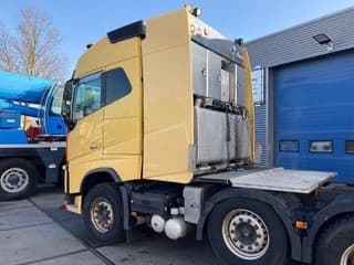 Volvo 16.750 8x4/4 - Image 3