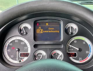 DAF SSC        EURO 5         ONLY 408.000 KM           FULL AIR         TAIL LIFT          SIDE DOORS          TOP CONDITION          HOLLAND TRUCK - Image 13