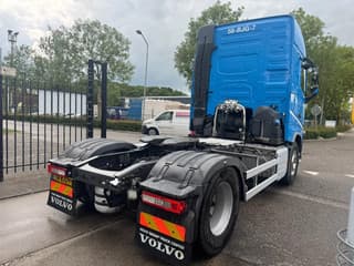 Volvo 420 4X2 ADR EURO 6 ALCOA - Image 4