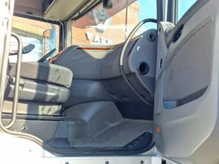 DAF 440 SpaceCab 4x2 - Full spoiler - Alloy wheels - Air horn - Light bar - Image 25
