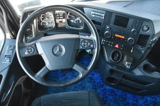 Mercedes-Benz Actros 2017 - 1945 4x2 - RETARDER - 824 TKM - DIFF. LOCK - 2 x FUEL TANKS - ALCOA'S - TOP CONDITION - afbeelding 6