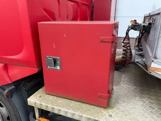 Renault EURO 5 + KUIPHUIS K20 WITH RAMPS AND WINCH ON REMOTE CNTRL - Image 12