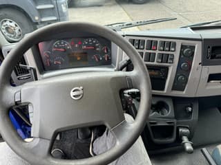 Volvo 4X2 EURO 6 DHOLLANDIA - Image 12