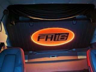 Volvo FH 2025 - 16.780 Aero XL 6x2/4 - New - Full spec - Retarder - I parkcool - Performance - Leather -BUFFL interior afbeelding 39