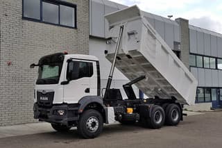 MAN 33.400 BB CH Tipper Truck (9 units) - Image 12