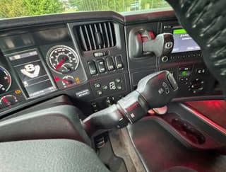 Scania R520 V8 6X2 KING FULL AIR RETARDER SPECIAL INTERIOR TOP CONDITION HOLLAND TRUCK - Image 12