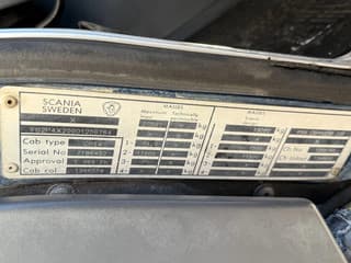 Scania P 2000 - P94-220 4X2 SWEEPER / VEEGMACHINE afbeelding 18